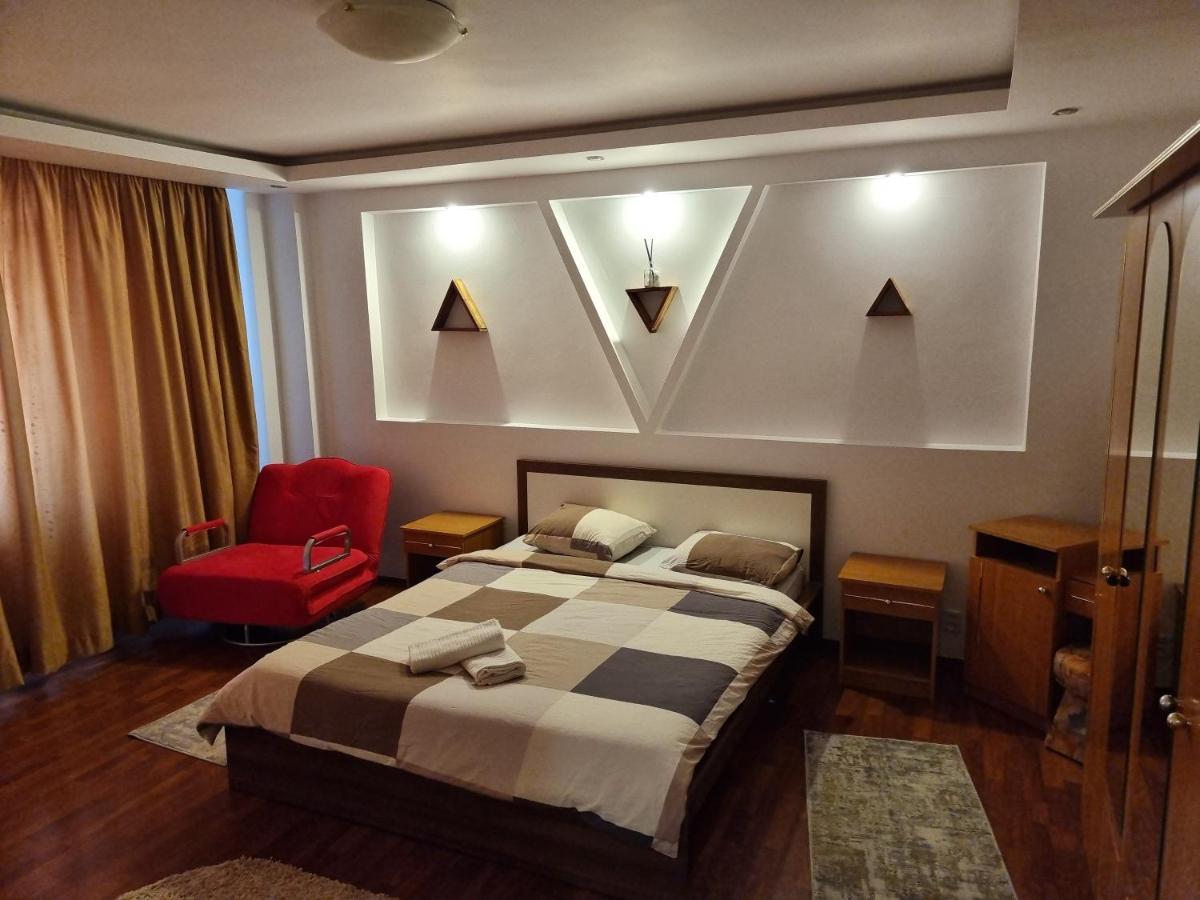 Ferienwohnung Charming And Intimate Getaway In Bucharest - Near Unirii Square Exterior foto